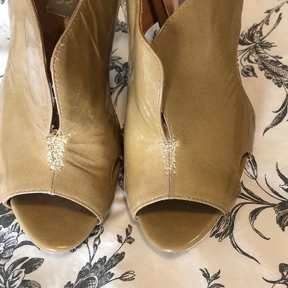 Badgley Mischka leather peeptoe booties - Picture 4 of 5